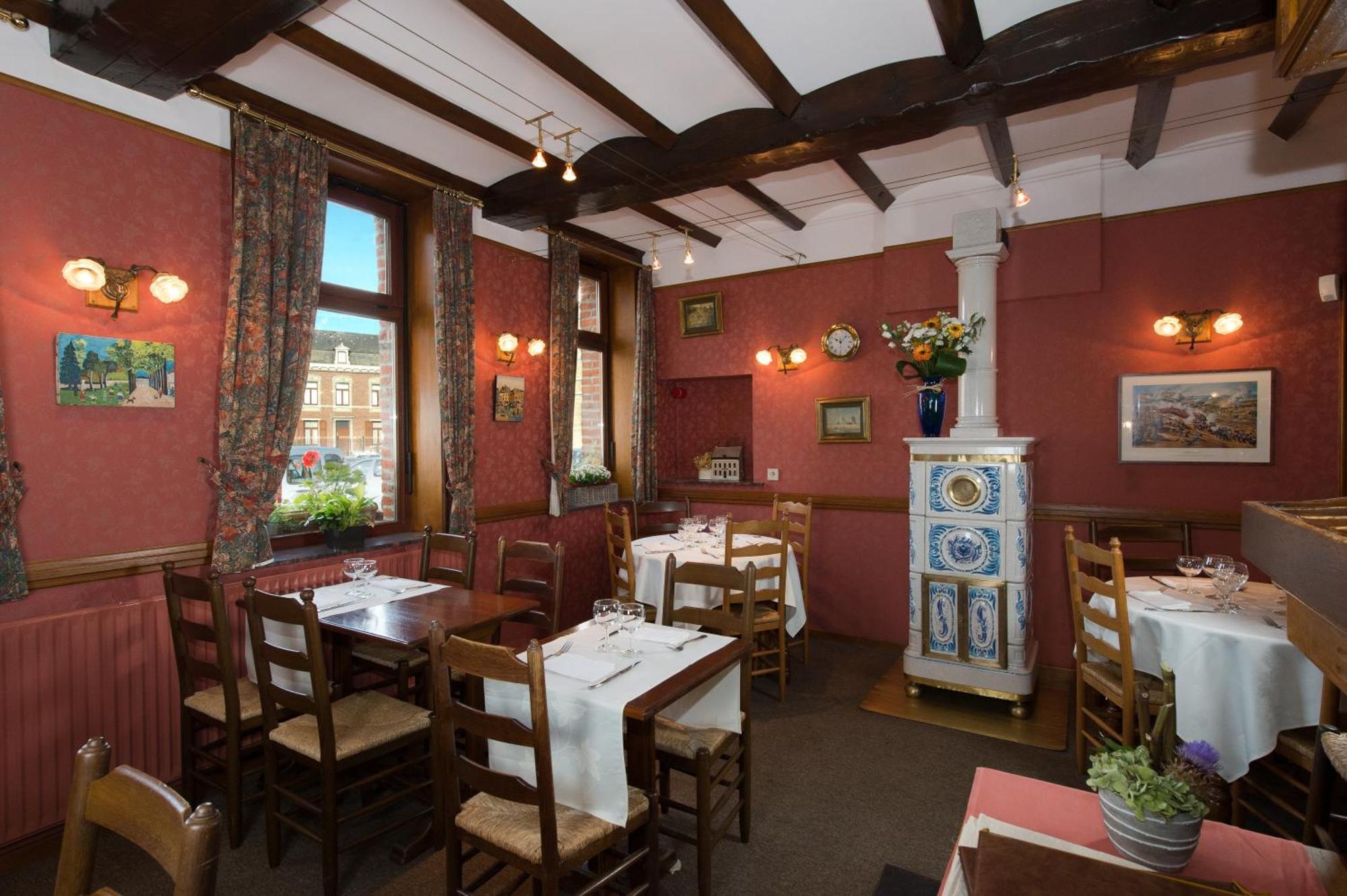 Auberge Le XIX Eme Thulin Buitenkant foto