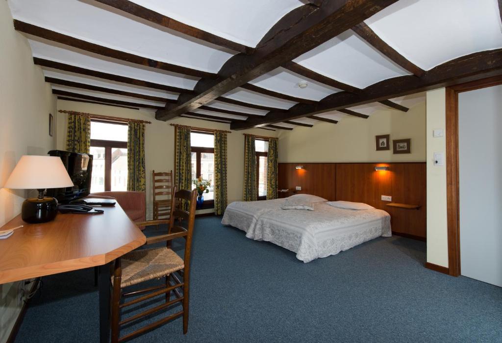 Auberge Le XIX Eme Thulin Kamer foto