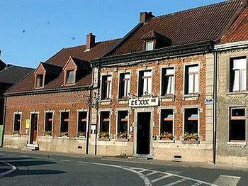 Auberge Le XIX Eme Thulin Buitenkant foto